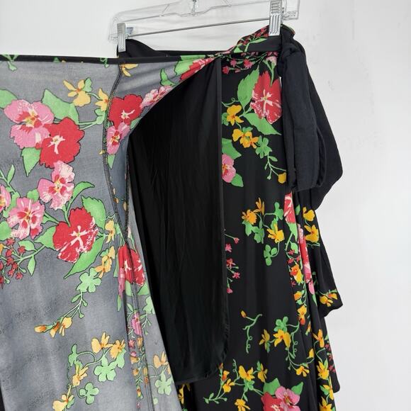 CAbi Wrap Skirt Size Small Midnight Drama Black Floral Midi Length Modest #5700 - Picture 4 of 10